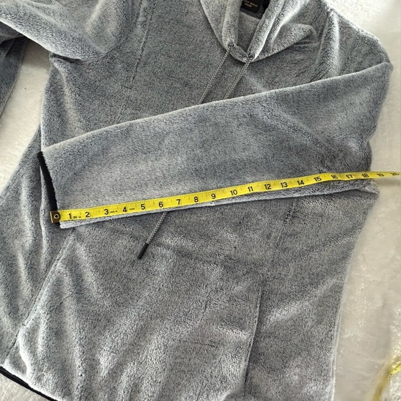 WOOLY BULLY WEAR Elegant Gray Women's Super Soft Hoodie. Size L - Picture 14 of 14